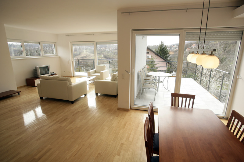 Gračanska cesta, Gračani, 300m²