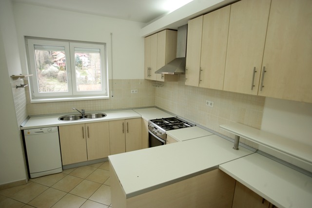 Gračanska cesta, Gračani, 300m²