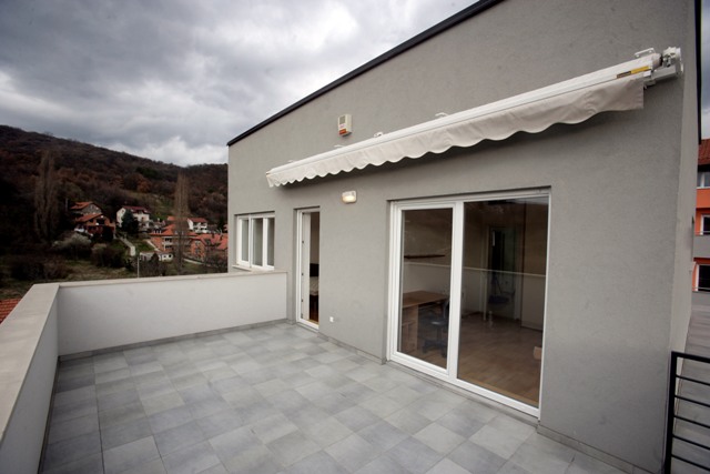 Gračanska cesta, Gračani, 300m²