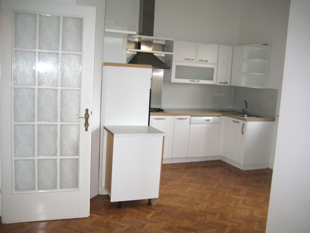 Bukovačka cesta, Bukovac, 360m²