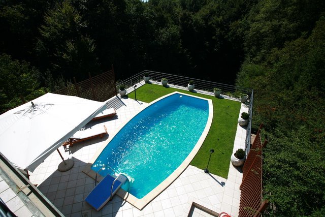 Remete, Remete, 400m²