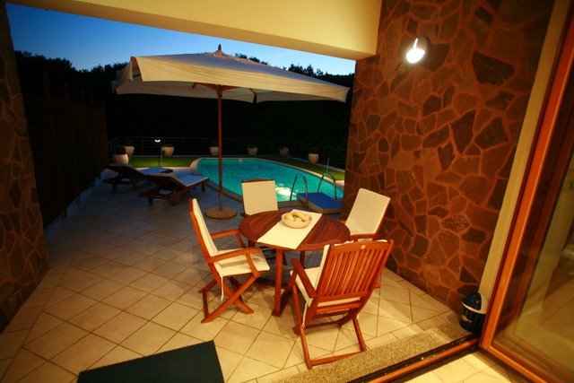 Remete, Remete, 400m²