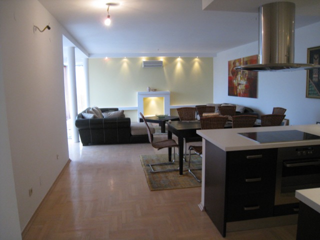 Šestinski vrh, Šestine, 229m²