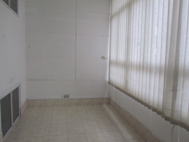 Kneza Borne, Center, 130m²