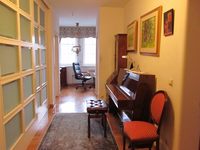 Jandrićeva, Ksaver, 800m²