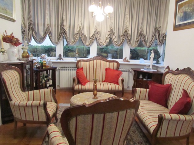 Jandrićeva, Ksaver, 800m²