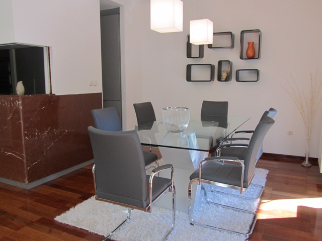 Vidikovac, Vrhovec, 150m²