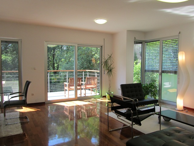 Vidikovac, Vrhovec, 150m²