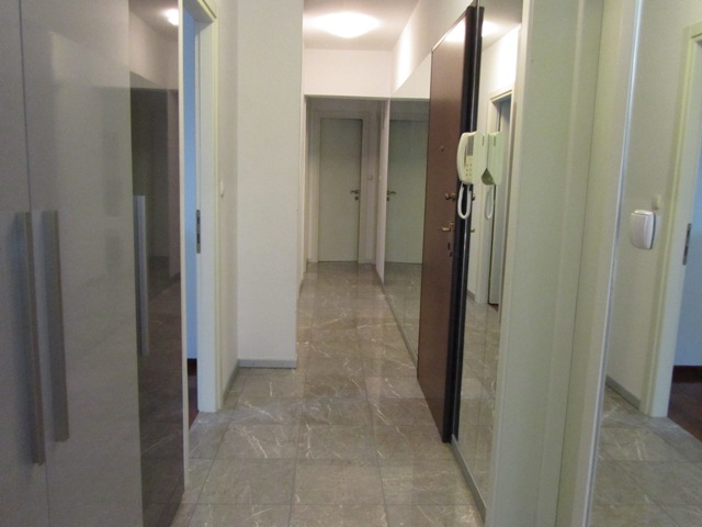 Vidikovac, Vrhovec, 150m²