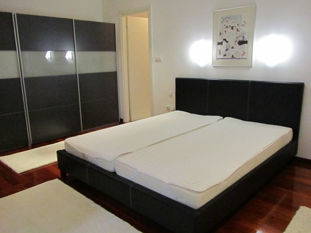 Vidikovac, Vrhovec, 150m²