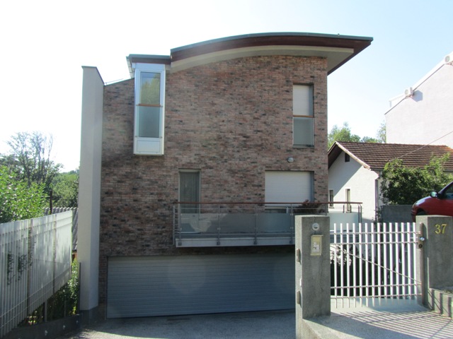 Vidikovac, Vrhovec, 150m²