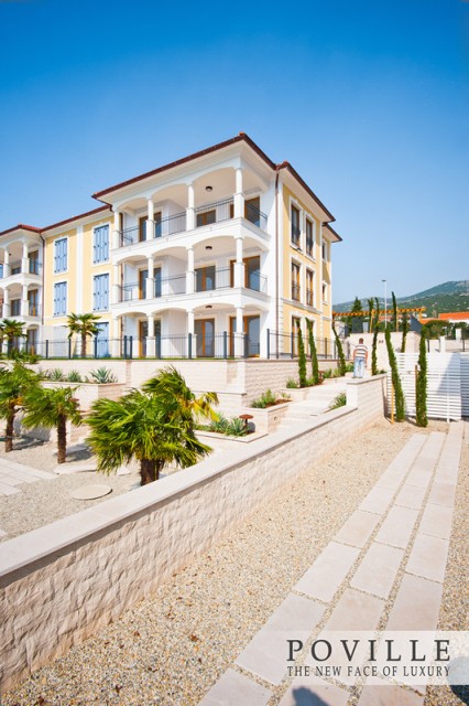 Novi Vinodolski (Povile), luksuzno apartmansko naselje (prvi red uz more), Kvarner, 1828m²