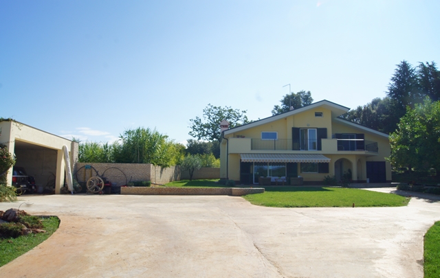 Rovinj,dvije kuće sa velikim zemljištem, Istra, 350m²