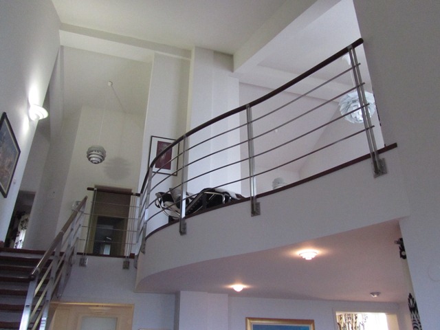 Vrhovec, Vrhovec, 270m²