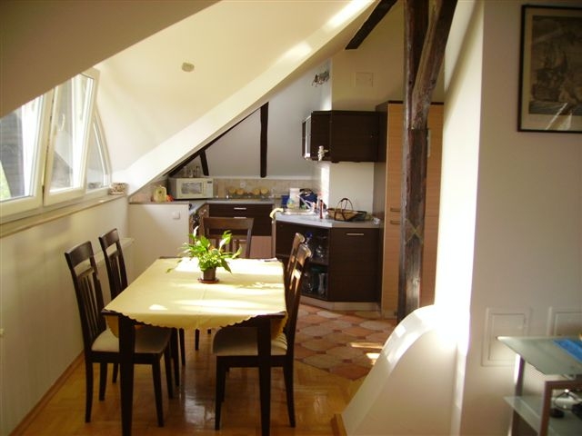 Davor, Tuškanac, 85m²