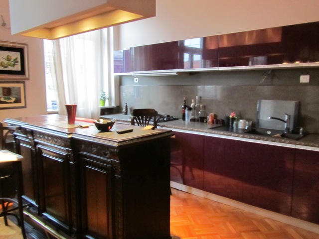 Preradovićeva, Center, 250m²