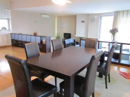 Vrhovec, Vrhovec, 220m²