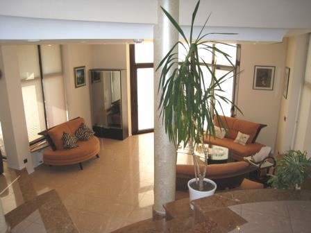 Gračanska cesta, Gračani, 290m²