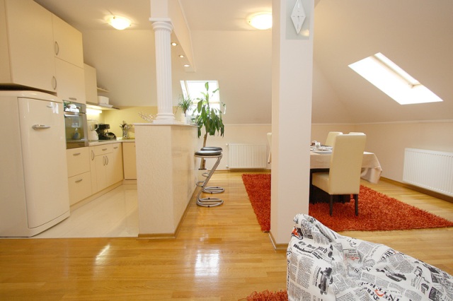 Škrlčeva, Kvaternikov trg, Center, 105m²