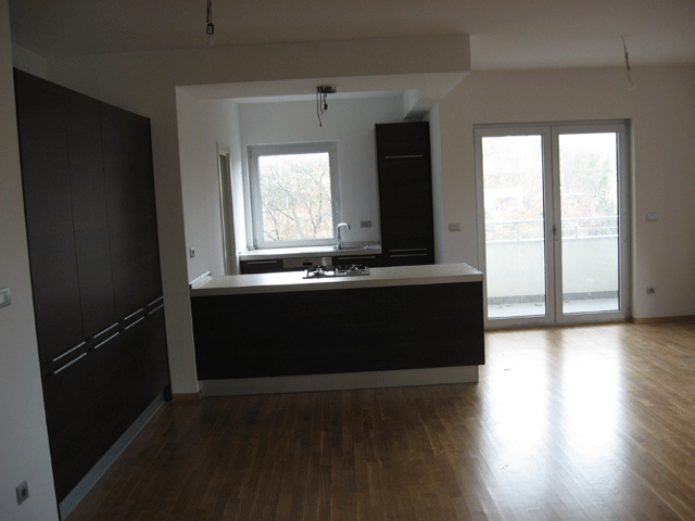 Šercerova, Vrhovec, 202m²