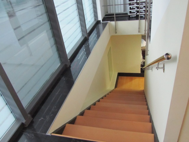 Radnička cesta, Zavrtnica, 255m²