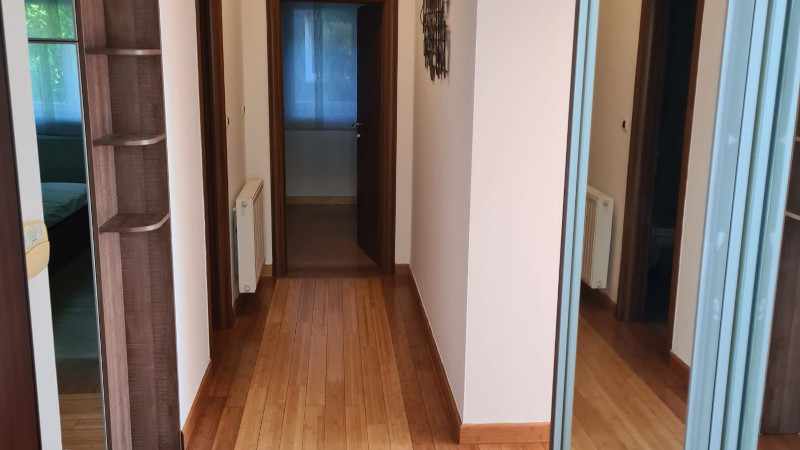 Kulmerska, Šestine, 174m²