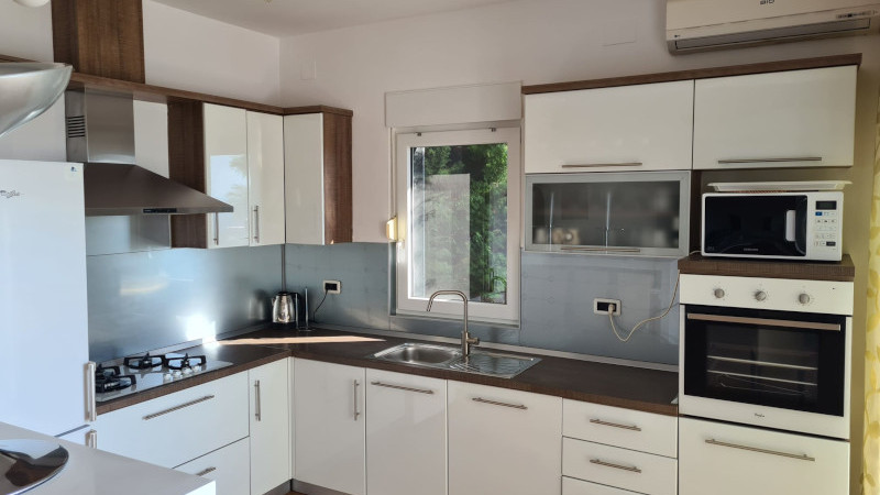 Kulmerska, Šestine, 174m²