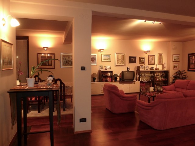 Razgled, Mlinovi, 640m²