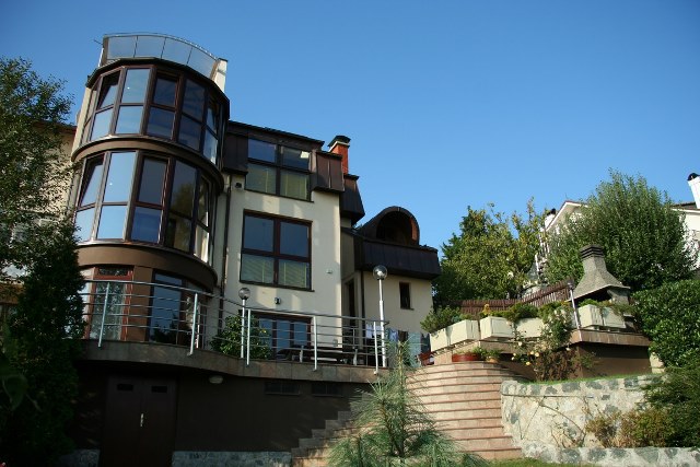 Razgled, Mlinovi, 640m²