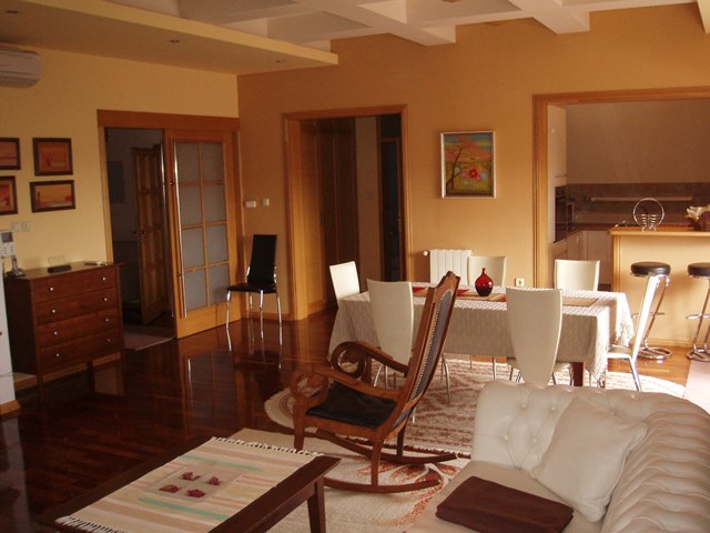 Vale Vouka, Pantovčak, 840m²