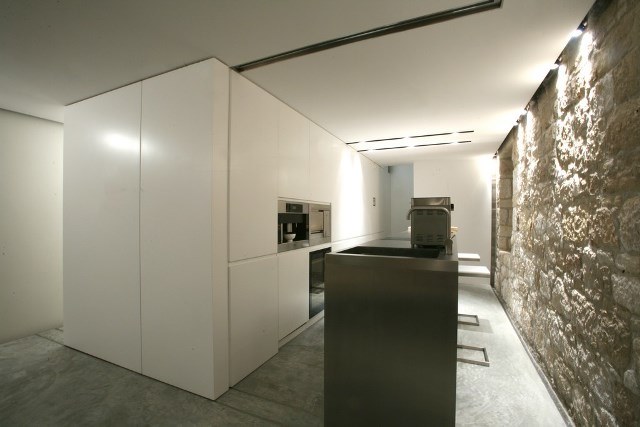 Rovinj (centar), novoadaptirana kamena kuća uz more, Istra, 350m²