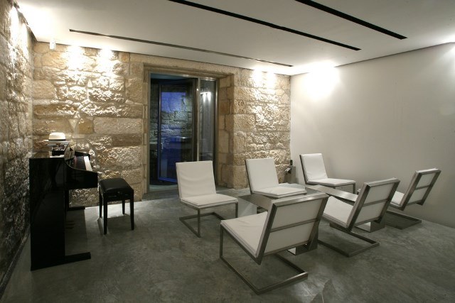 Rovinj (centar), novoadaptirana kamena kuća uz more, Istra, 350m²