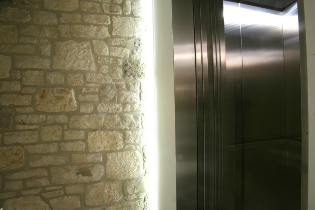 Rovinj (centar), novoadaptirana kamena kuća uz more, Istra, 350m²