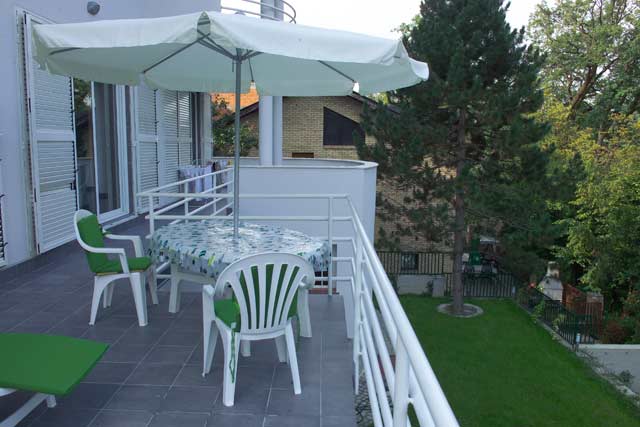 Vijenac, Tuškanac, 572m²