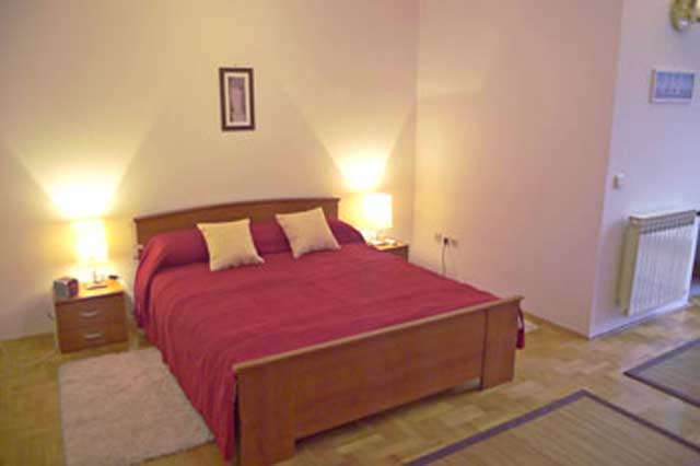 Vijenac, Tuškanac, 572m²