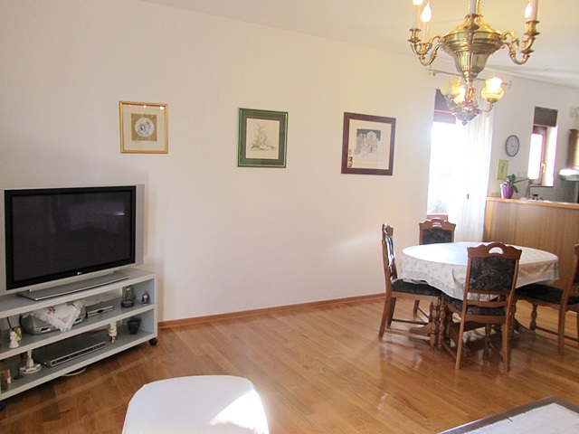 Vinogradi, Vrhovec, 100m²