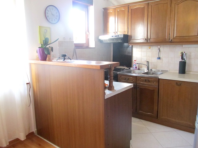 Vinogradi, Vrhovec, 100m²