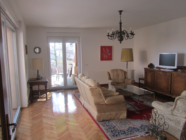 Kalabarevo vrelo, Mlinovi, 150m²