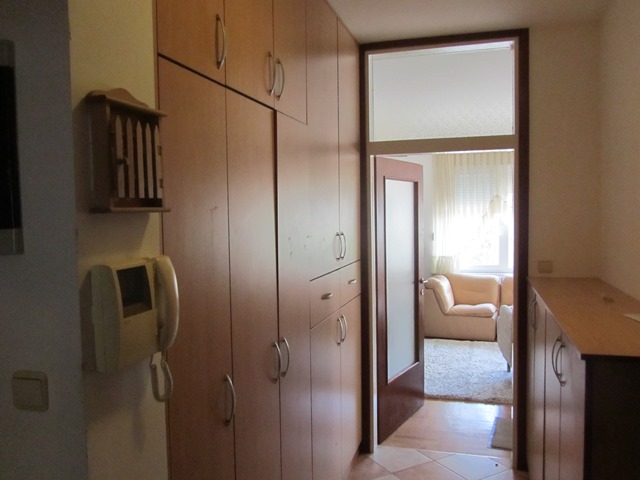 Katalinić Jeretova, Laščina, 110m²