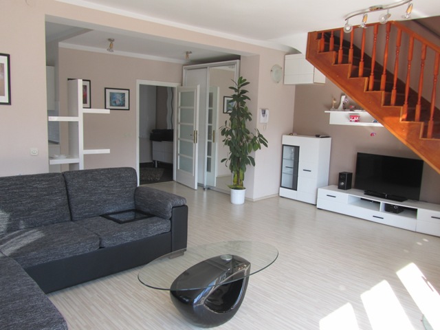 Šercerova, Vrhovec, 120m²