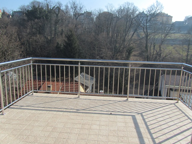 Šercerova, Vrhovec, 120m²