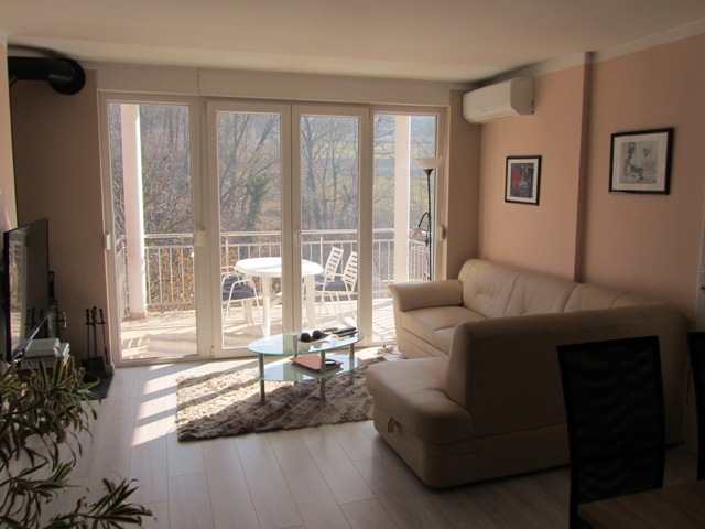 Šercerova, Vrhovec, 60m²