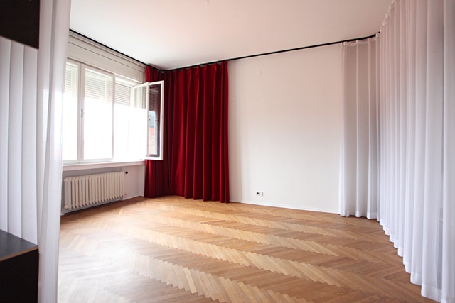 Trg bana Jelačića, Centar, 133m²