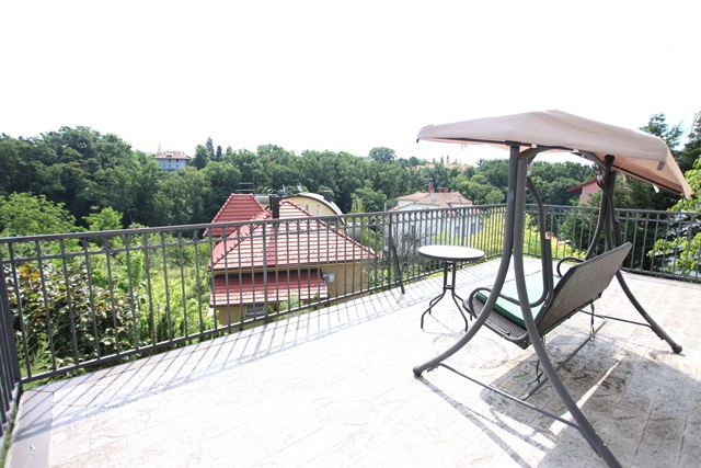 Goljak, Pantovčak, 230m²