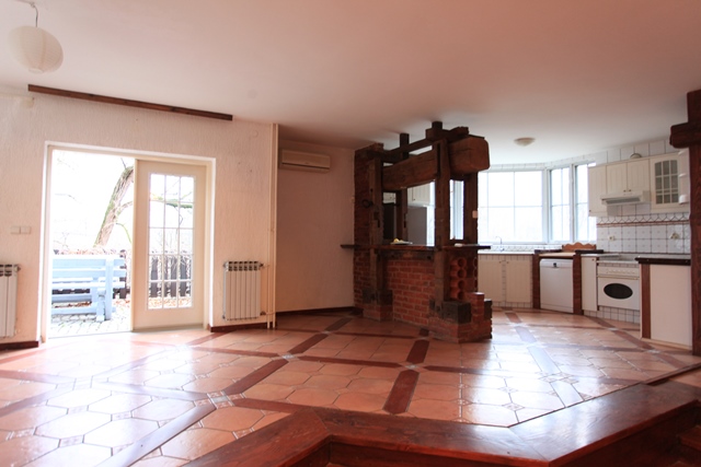 Črešnjevec, Remete, 532m²