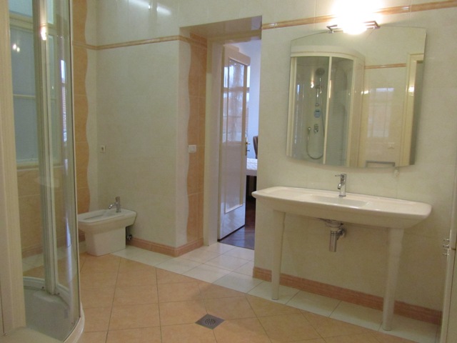 Zrinjevac, Centar, 180m²