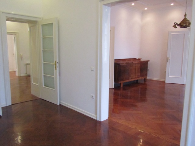 Zrinjevac, Centar, 180m²