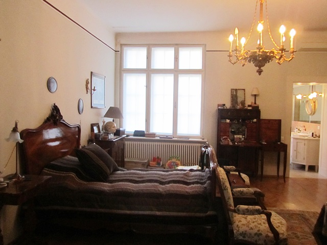 Marulićev trg, Centar, 182m²