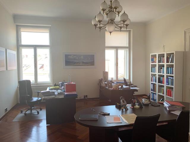 Jurišićeva, Center, 160m²