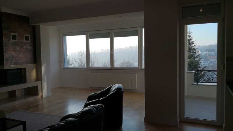Pantovčak, Pantovčak, 400m²